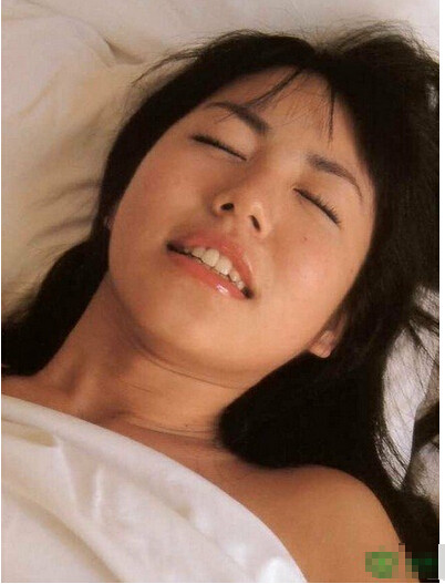 怎么帮老婆吹图解：怎么帮老婆添图解(2)(点击浏览下一张趣图)