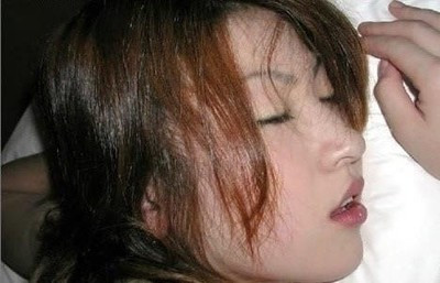 女人自慰做法图片： 女人必看的女人自慰图图解(5)(点击浏览下一张趣图)