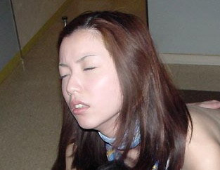 女人自慰做法图片： 女人必看的女人自慰图图解(10)(点击浏览下一张趣图)
