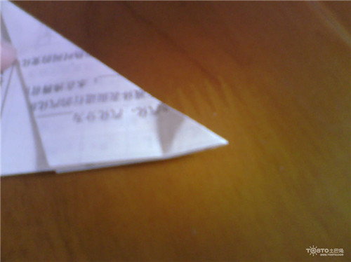 冲浪纸飞机折法图解(15)(点击浏览下一张趣图)