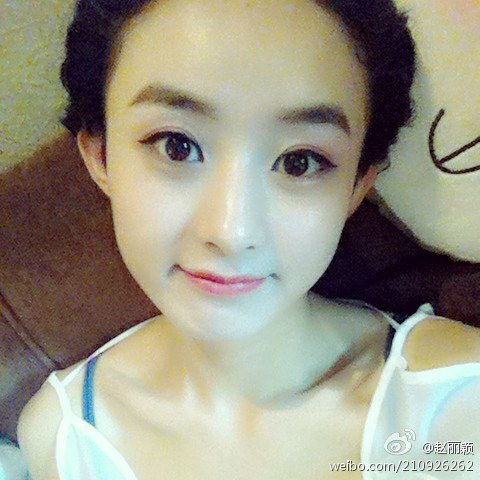 赵丽颖图片生活照(6)(点击浏览下一张趣图)