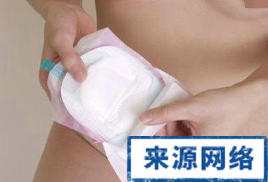 女孩使用卫生巾演示图解(2)(点击浏览下一张趣图)