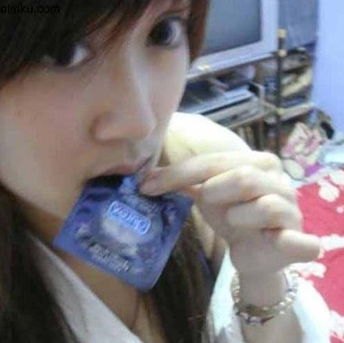 女性口交的三个层次(图) 口咬有什么好处(2)(点击浏览下一张趣图)