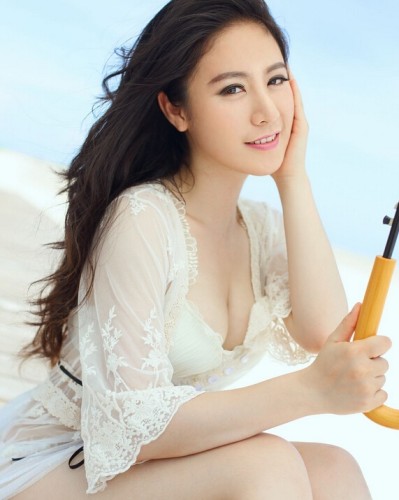 亚洲蜜桃色图片  东方色图片蜜桃爱美色图少妇级美女似成熟的水蜜桃(2)(点击浏览下一张趣图)