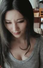 另类gif你懂的:七叔你轻点 妹子干爹对你真好(5)(点击浏览下一张趣图)