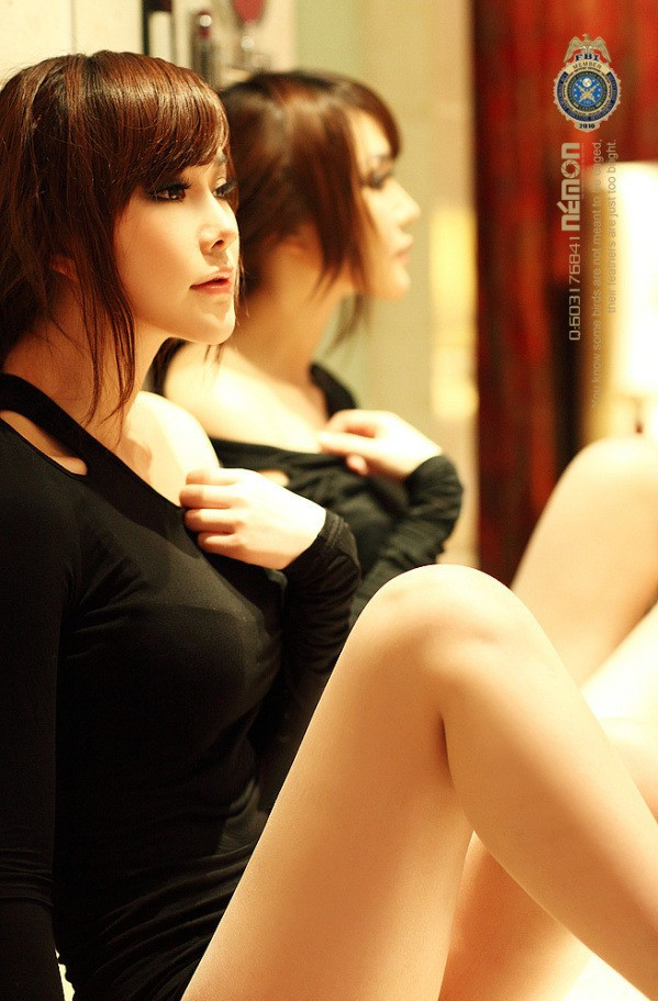 刘海瑞攀上女局长目录 美女局长云霜儿图片欣赏(3)(点击浏览下一张趣图)