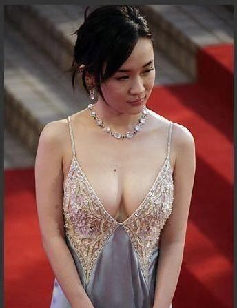 大奶人体艺术美女 胸最大的女明星(2)(点击浏览下一张趣图)