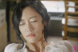 美剧黄截图：a v拍摄花絮图片 女演员拍裸戏忘清场(5)(点击浏览下一张趣图)