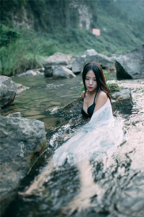 奶妈怎么玩 人奶喂动物内涵图片(点击浏览下一张趣图)