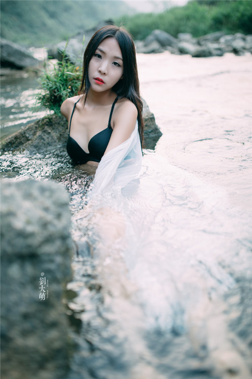 奶妈怎么玩 人奶喂动物内涵图片(3)(点击浏览下一张趣图)