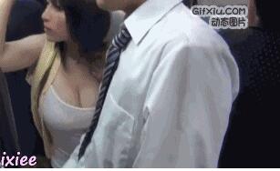 帮女朋友跪舔图片 嗯不要不要舔那里好脏(4)(点击浏览下一张趣图)
