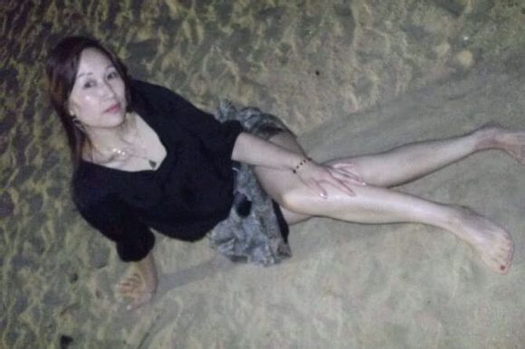 我在农村表婶家 中年女人出轨图片(8)(点击浏览下一张趣图)