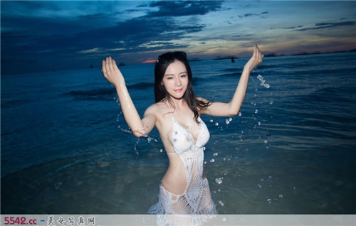 风月体验网美女图片：美女草嫩穴撸啊撸11pp(3)(点击浏览下一张趣图)