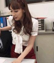 女人生孩子图片过程 少儿不宜图片(5)(点击浏览下一张趣图)