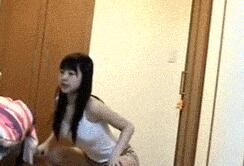 性高朝岀水图片：女人动情流水 15岁女生动情流水(6)(点击浏览下一张趣图)