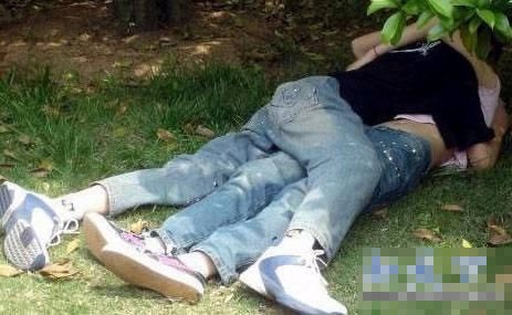 野战门事件完整照片(30张图)(5)(点击浏览下一张趣图)