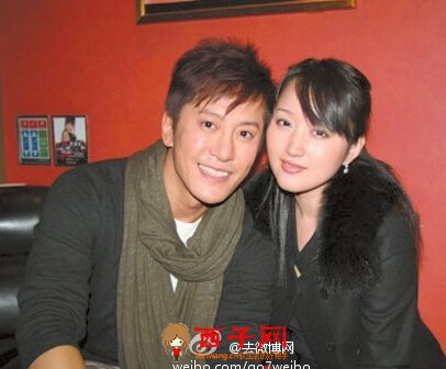 毛宁的老婆李静萍 (点击浏览下一张趣图)