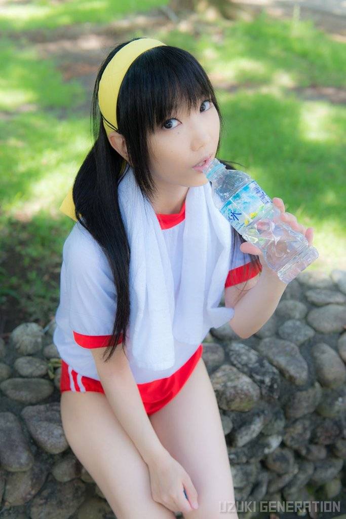 莲妹野外玩露出图片欣赏 莲妹体操服莲妹是c多少出的漏尿(点击浏览下一张趣图)