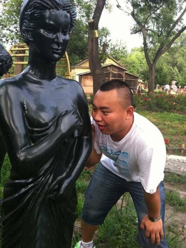 色人间图片 让美女尖叫 色空空,人空空,人世间一切皆空空(2)(点击浏览下一张趣图)