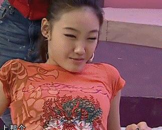 做那事的过程的动态图 男人最渴望被吻部位 男人女人做那件事图片(6)(点击浏览下一张趣图)