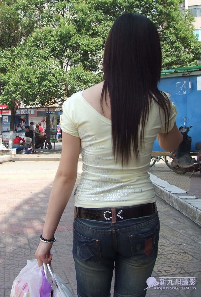 一生有你肉臀图：一生有你熟臀 一生有你黑裤熟臀(6)(点击浏览下一张趣图)