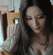 嗯不要不要舔那里好脏动态图：舔女人明道怎么舔图片(7)(点击浏览下一张趣图)