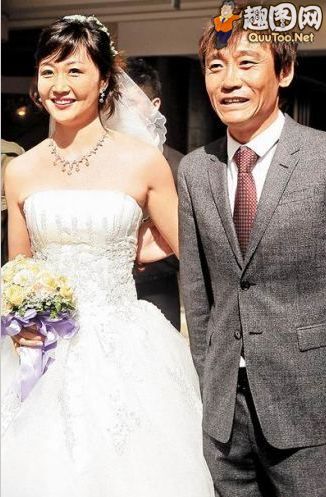 高峰老婆是谁(点击浏览下一张趣图)