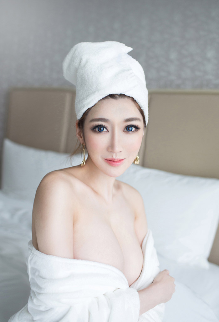 真实女性果体mod图：郑晓填祼体图片图 实拍高校裸模图片(6)(点击浏览下一张趣图)