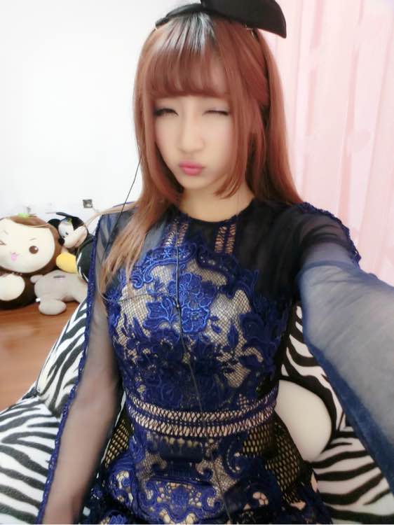 牛小蘑菇被禁图片 yy七柔被土豪睡照片(12)(点击浏览下一张趣图)
