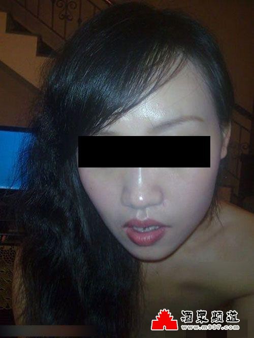 夫妻69交友成功故事 庐江县6p181张原图：豪门换妻游戏不雅图片(7)(点击浏览下一张趣图)