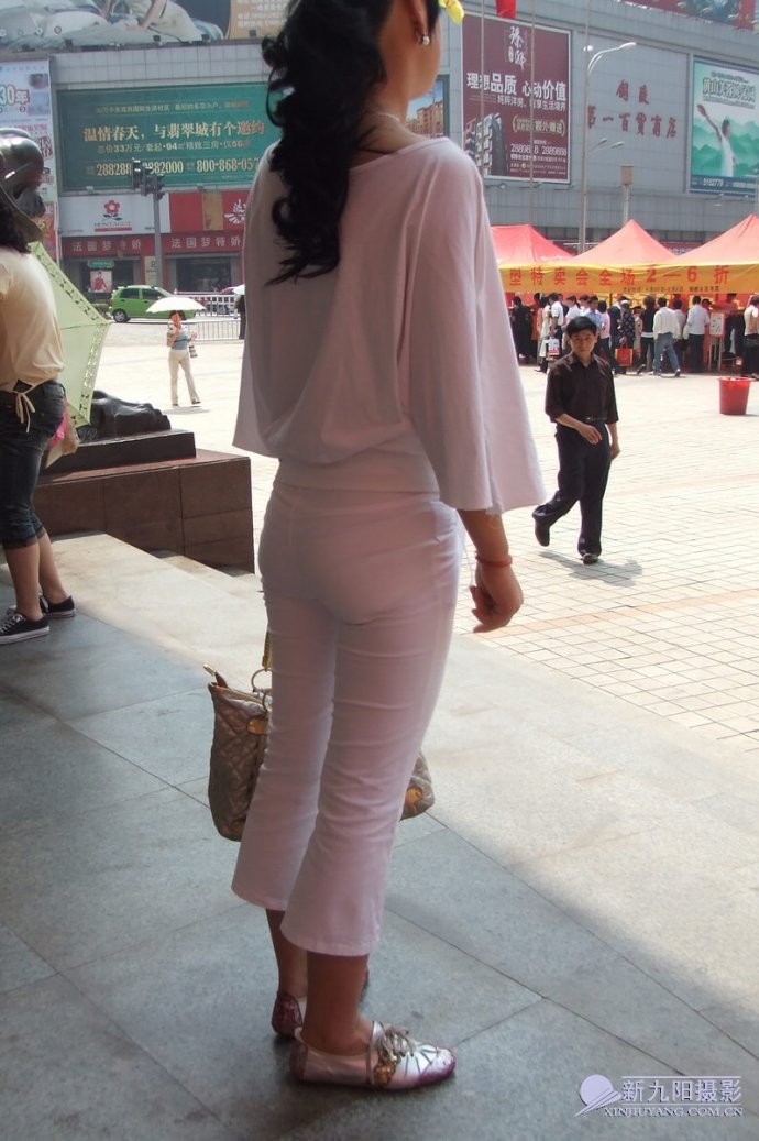 一生有你健美裤 一生有你女演二号 一生有你薄裤图片(6)(点击浏览下一张趣图)