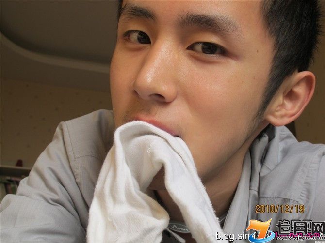 重庆阿力19cm大鸟图片 大鸟阿力自射2.mpg 1069帅哥晨勃大图片(3)(点击浏览下一张趣图)