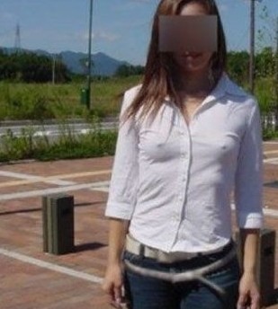 色狼街拍 美女不穿内衣尴尬凸点图片(7)(点击浏览下一张趣图)
