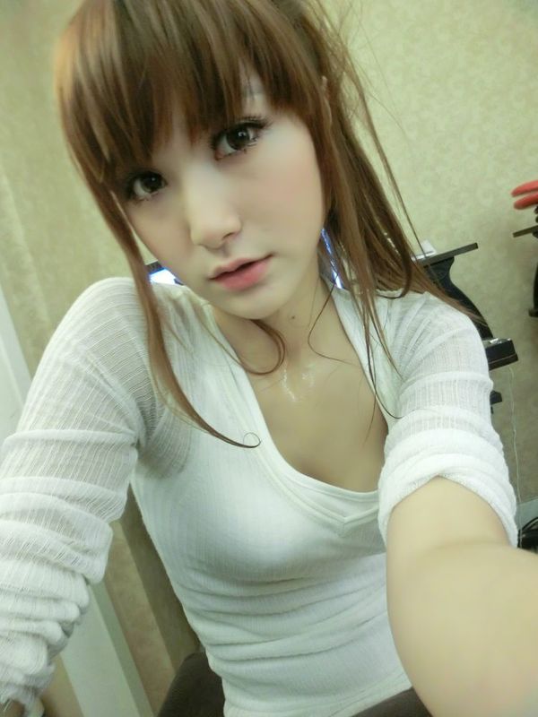 女人的胸怀是什曝光图片 最好看的乳头。(点击浏览下一张趣图)