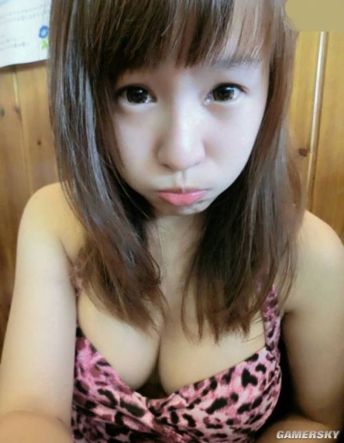 女人的胸怀是什曝光图片 最好看的乳头。(6)(点击浏览下一张趣图)