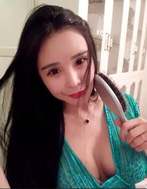 天上人间十三姨下场 冯珠珠内涵图片 做鸡的经历 梁海玲真实相片(8)(点击浏览下一张趣图)