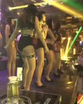 西西网站阴性艺术图片 8女人阴性毛图片 女人的阴性部有两片(8)(点击浏览下一张趣图)