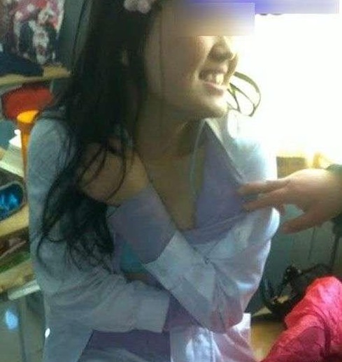 卫校女生寝室私密生活图片欣赏 卫校女生的真实生活(10)(点击浏览下一张趣图)