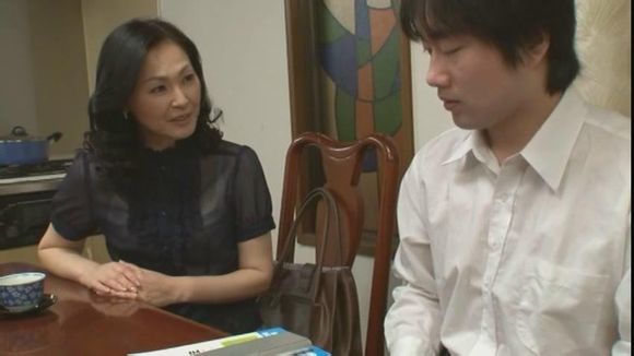 我和小饭店老板娘全文图 40风韵犹存中年美女图(7)(点击浏览下一张趣图)