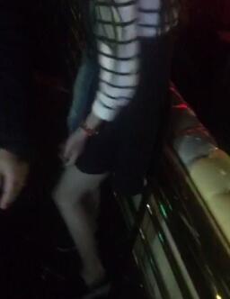 黑人的大巴动态嘿,咻动态图：黑人干中国姑娘图(7)(点击浏览下一张趣图)