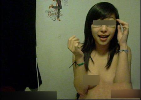 夫妻真实交友网站内部图：出租房换租妻完整版(3)(点击浏览下一张趣图)