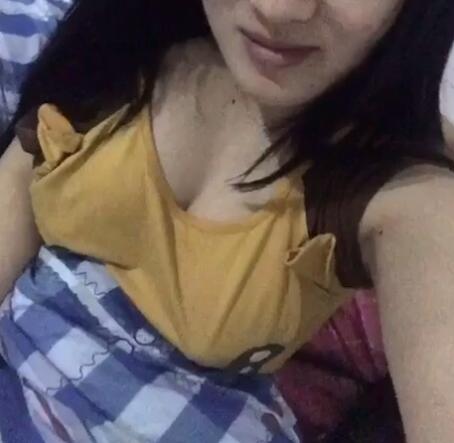 美女摆奶奶图片大全：美女奶奶高清图片素材(7)(点击浏览下一张趣图)
