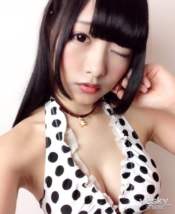 自取其乳吧身体乳图片 世上最美的祼胸(4)(点击浏览下一张趣图)