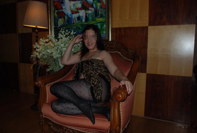 丰韵迷人的中年大姐图 最爱勤姐 勤姐成熟韵味(5)(点击浏览下一张趣图)