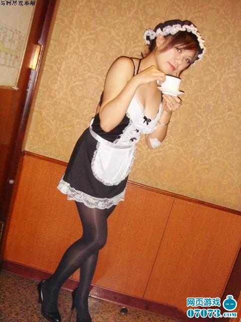 在酒吧陪客人睡图片 酒吧美女陪老板的视频(3)(点击浏览下一张趣图)