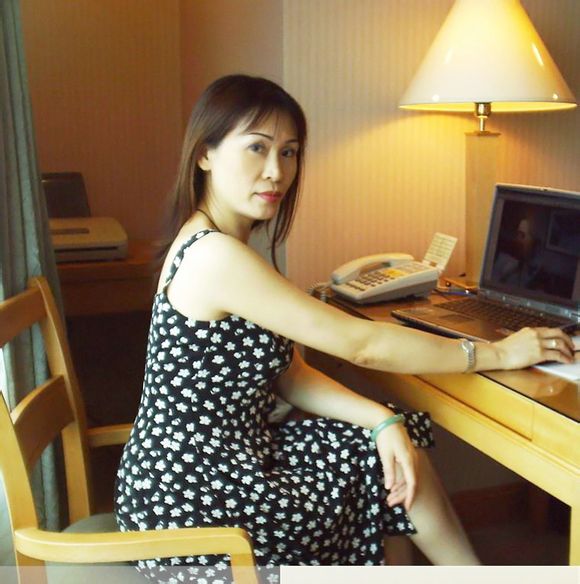 小蜗牛100张图片 小蜗牛1990蓝色衣 小蜗牛熟女系列393集(7)(点击浏览下一张趣图)
