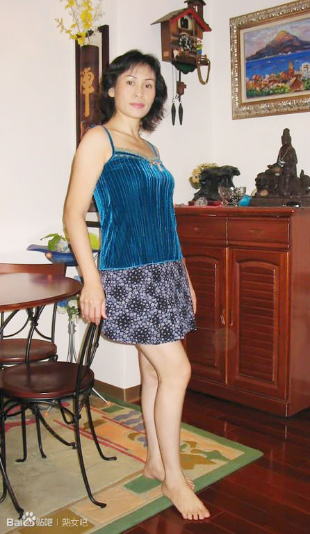 小蜗牛系列第365集 宾馆爆操大龄熟女情人(4)(点击浏览下一张趣图)