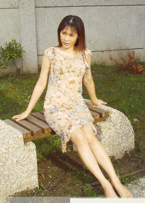 小蜗牛系列第365集 宾馆爆操大龄熟女情人(5)(点击浏览下一张趣图)
