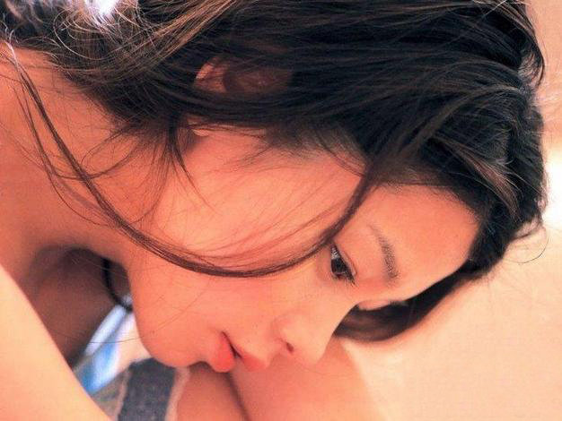 拥有完美侧脸十大女星(11)(点击浏览下一张趣图)