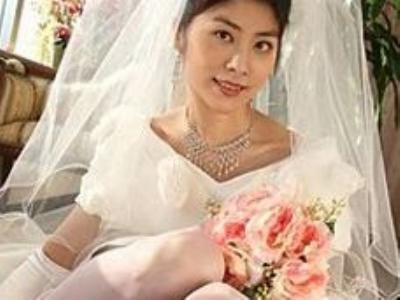 陈慧琳不雅照图片 陈慧琳无马赛克雅照(4)(点击浏览下一张趣图)